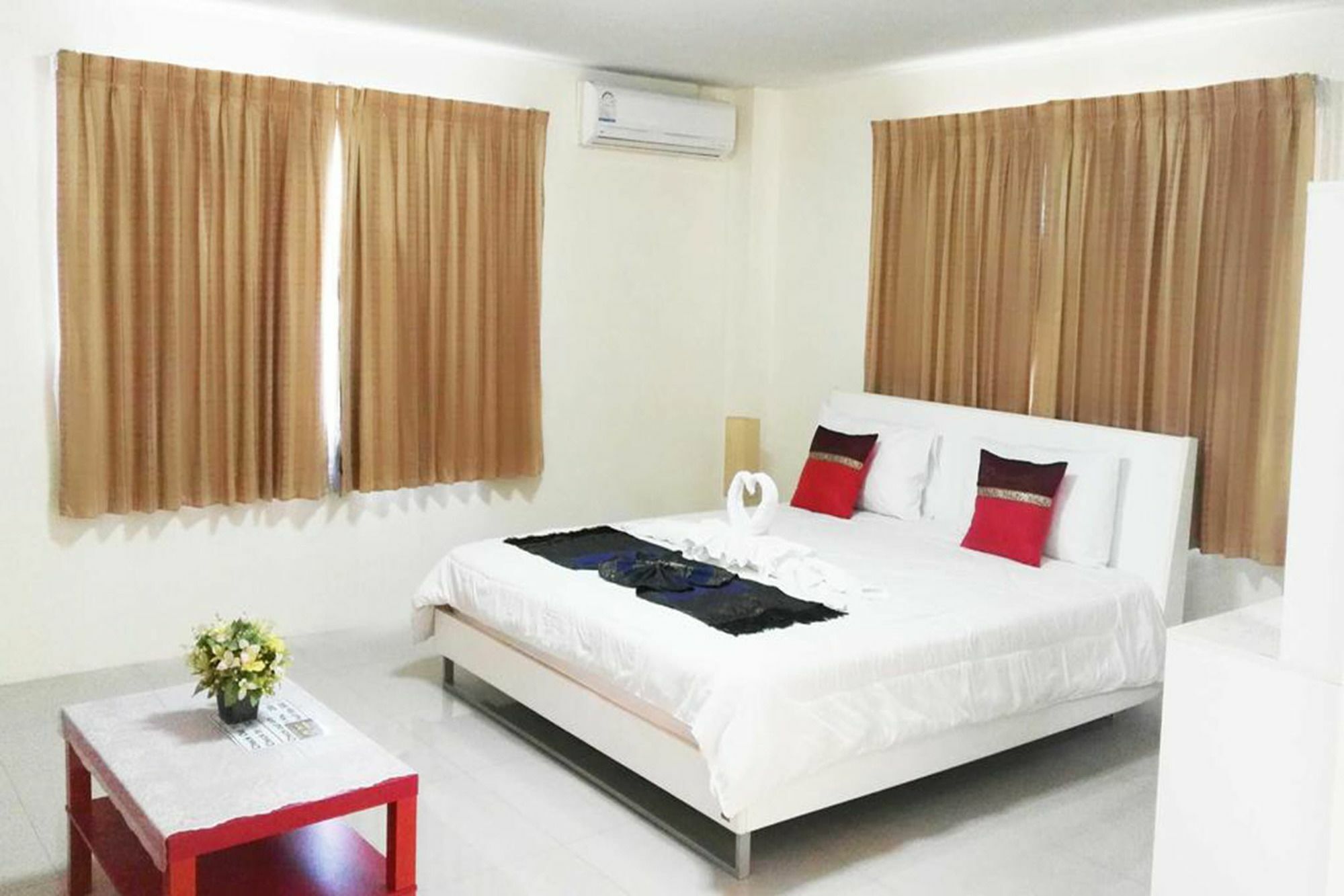 Family Guesthouse Rawai Екстериор снимка